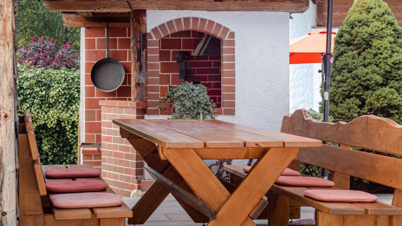 Haus Regina Aparthotel Strobl Exterior foto